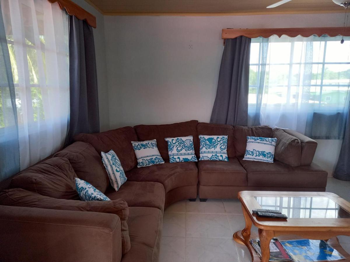 Urania House Villa Bocas del Toro Exterior photo